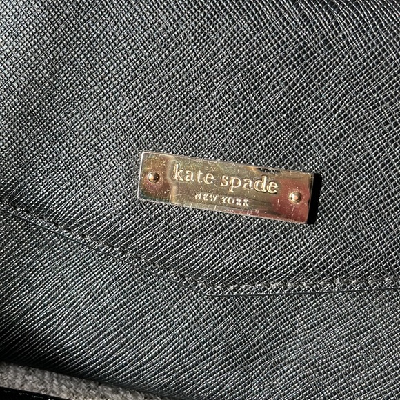 Kate spade cell phone wallet - Picture 2 of 13